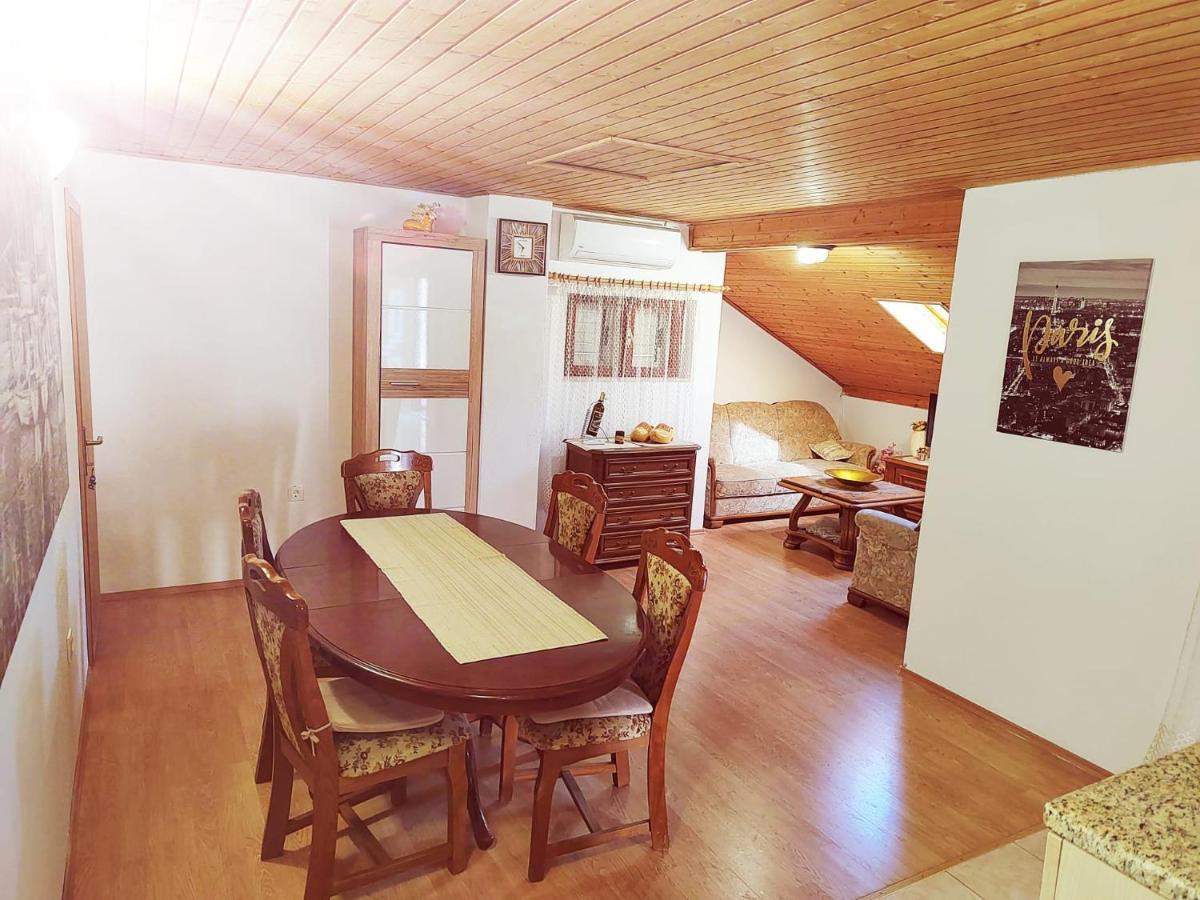 Maris Appartement Vodenjak Buitenkant foto