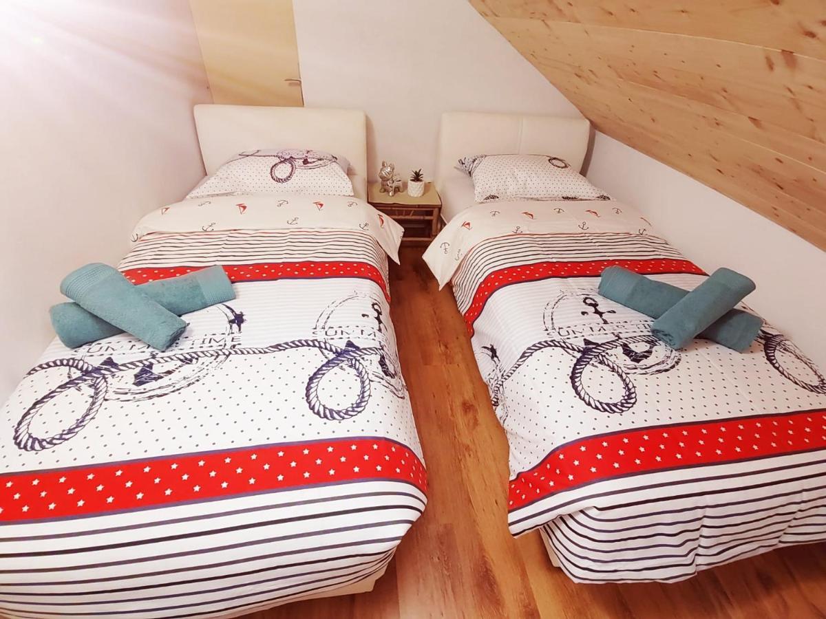 Maris Appartement Vodenjak Buitenkant foto