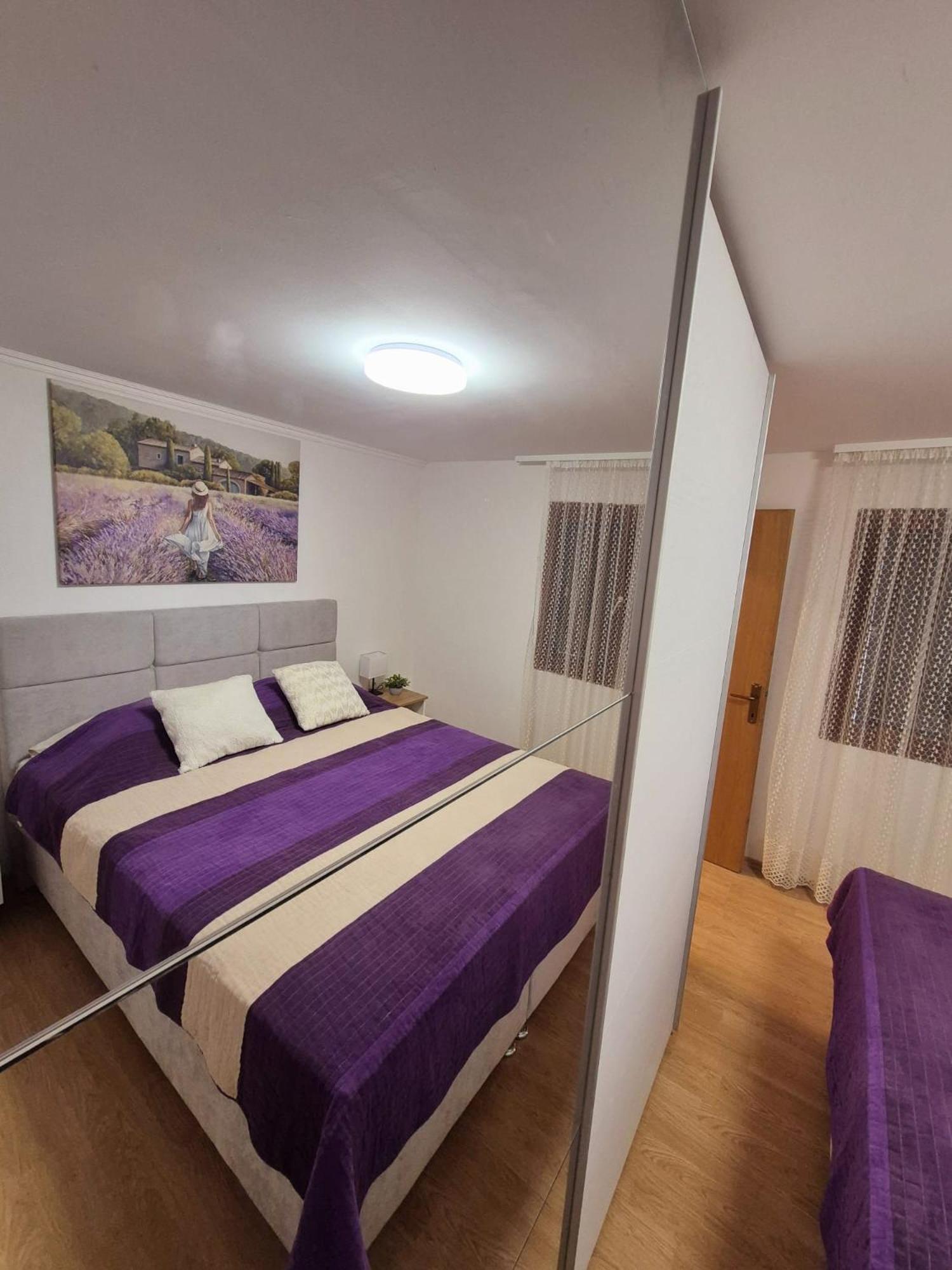 Maris Appartement Vodenjak Buitenkant foto